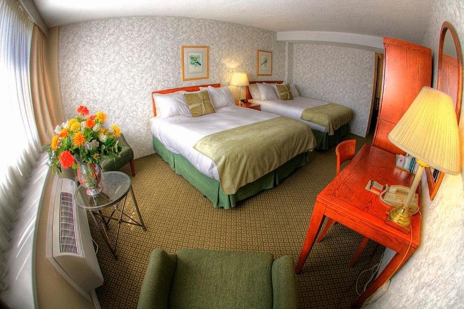 Compass Point Inn - Surrey Pokój zdjęcie